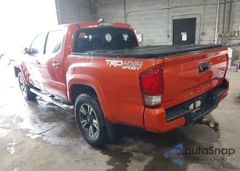 2017 Toyota Tacoma Trd Sport z USA, uszkodzony, nr VIN 5TFCZ5AN1HX060429
